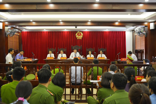 1557042681 luat su hinh su